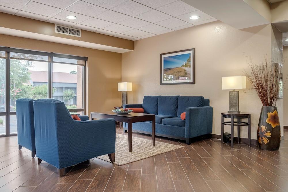 Comfort Suites Tallahassee Capitol - University Area Εξωτερικό φωτογραφία